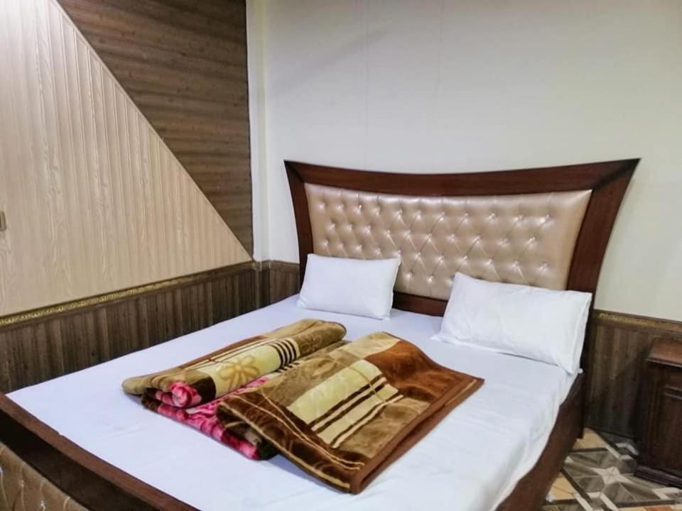 Madina Tower Hotel & Restaurant Bahrain Екстер'єр фото